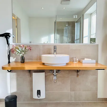 Lejlighed Buchen Apartment- 3 Personen- Waschmaschine- Balkon- Parkplatz *